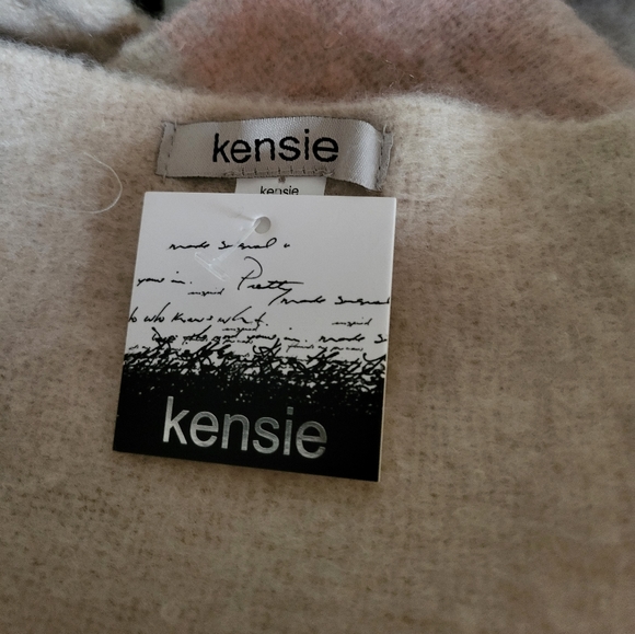 Kensie scarf - Picture 6 of 7